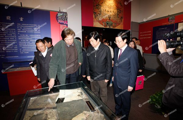 液晶拼接屏， 三星液晶拼接屏， 天津液晶拼接屏， 天津拼接屏， 河北液晶拼接屏， 河北拼接屏， 山東液晶拼接屏， 山東拼接屏， 內(nèi)蒙古液晶拼接屏， 內(nèi)蒙古拼接屏， 46寸液晶拼接屏,55寸液晶廣告機(jī)， 觸摸一體機(jī)， 天津微信廣告機(jī)， DID液晶拼接屏， 立體廣告機(jī)， 樓宇廣告機(jī)， 微信廣告機(jī)， 拼接屏廠家，55寸液晶拼接屏